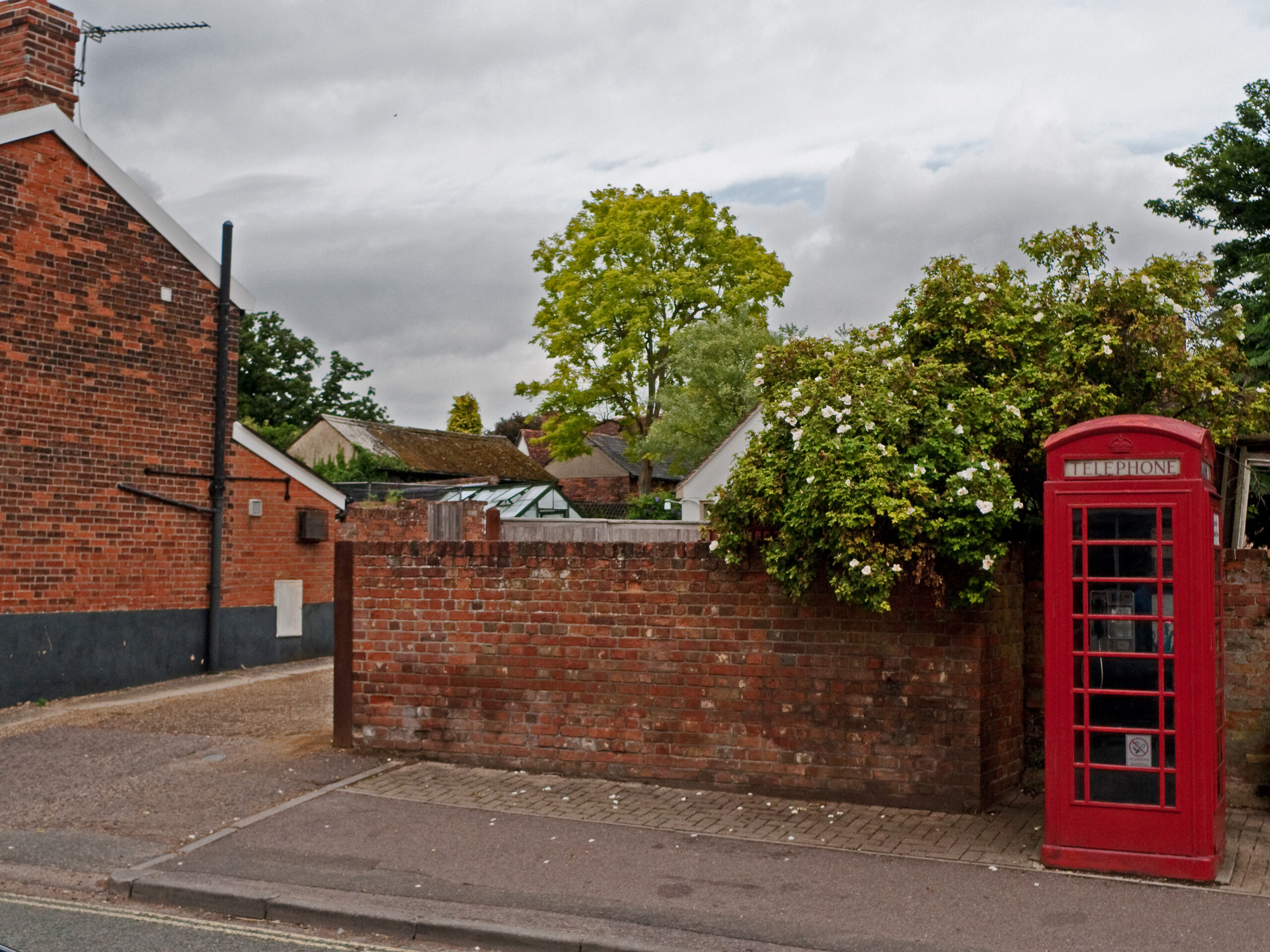 Telephone booth
